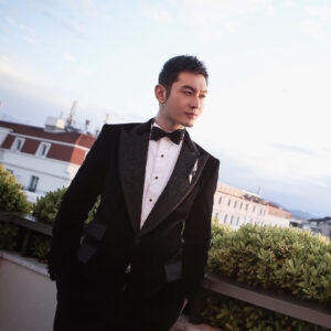 Huang Xiaoming Instagram - ☀️☀️☀️