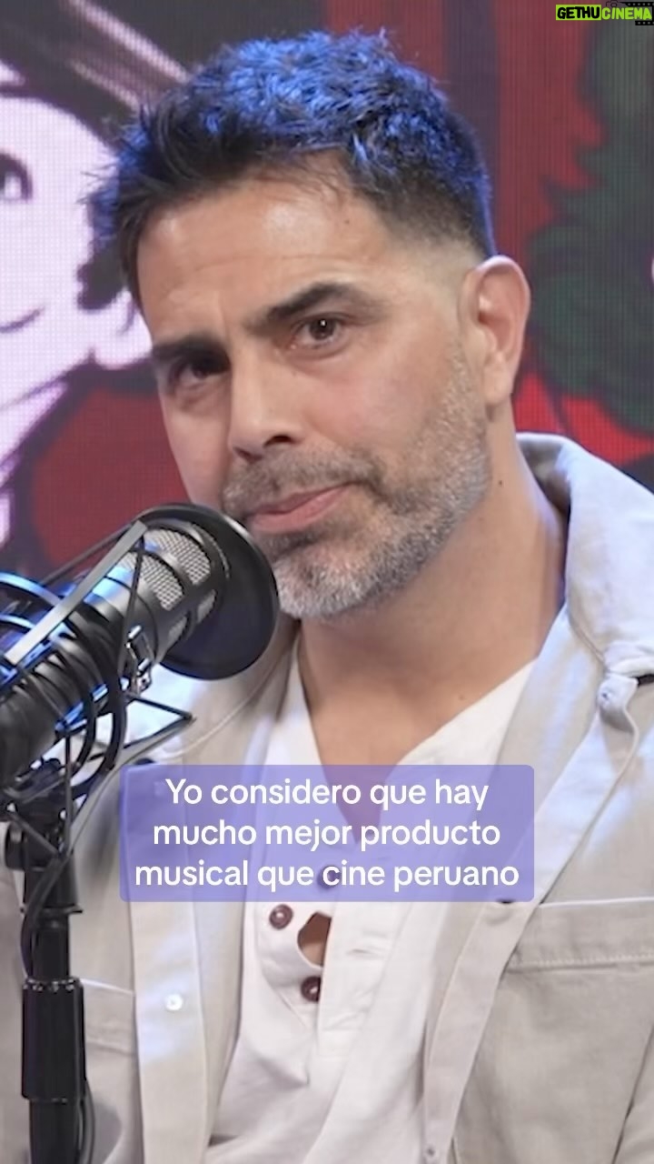 Hugo Lezama - 1.6K Likes - ¿La música peruana es mejor que el cine peruano? @jhovantomas te canta la firme 🎤