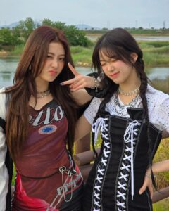 Actress Huh Yun-jin HD Instagram Photos and Wallpapers June 2024
