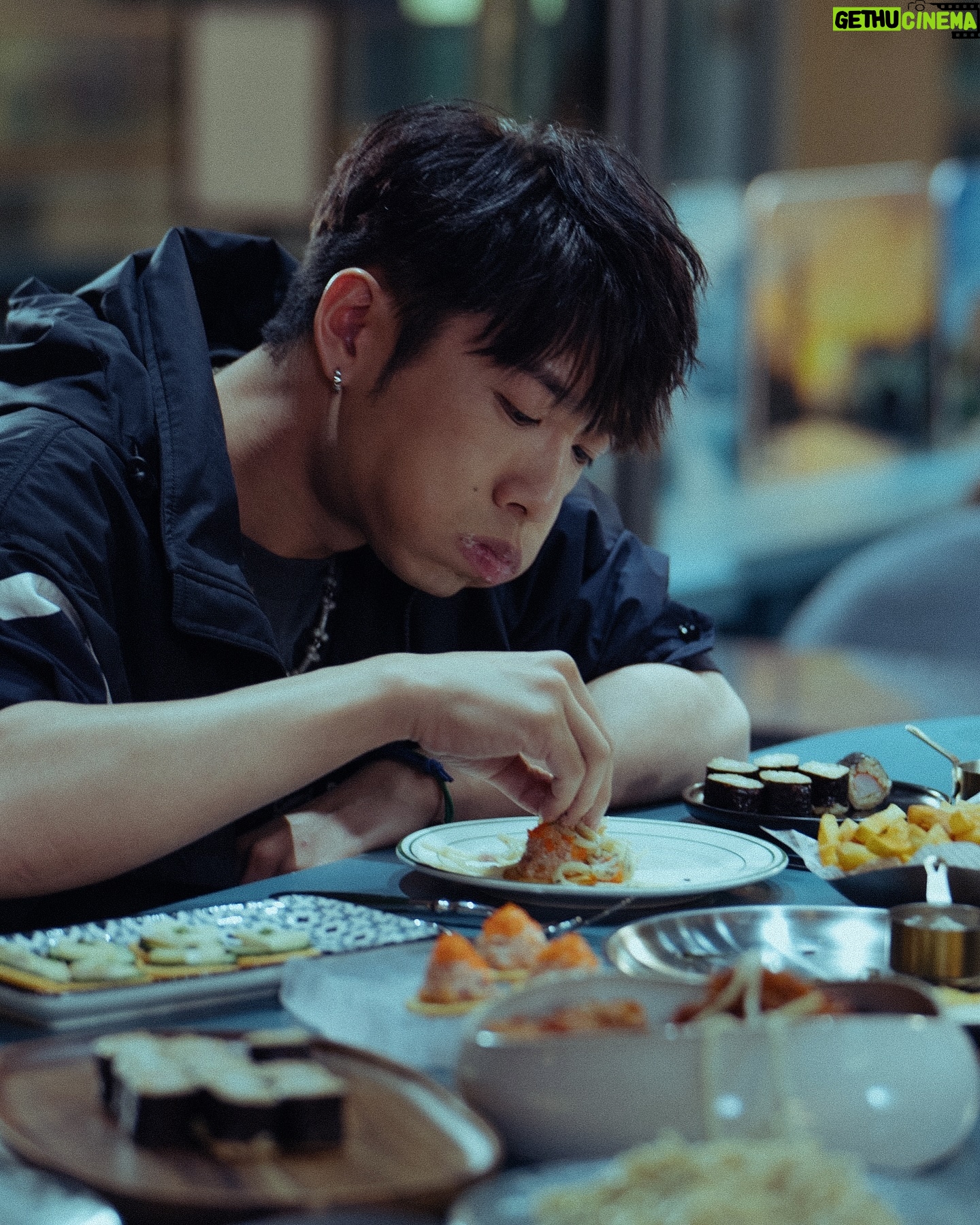 Hung Ka-ho - 27.4K Likes - 拜託隨意up~