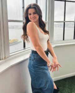 Actress Hunter Deno HD Instagram Photos and Wallpapers August 2024