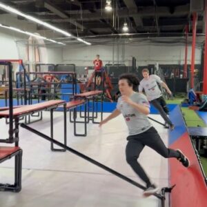 Hunter Payton Instagram - That was a close one. Have to be quick to dodge @sean_flip4days dive reach 🔥 
Tempest vs. Tempest last comp @thewolfsdenchasetag 
#worldchasetag #teamTmpst #proathlete #theycallmetheRatKing #ratboy