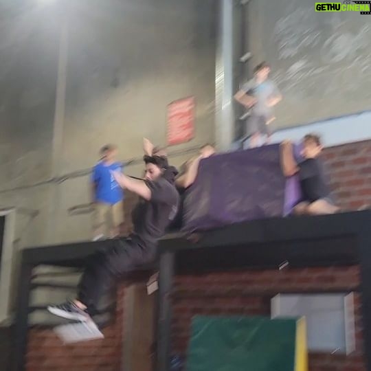 Hunter Payton - 120 Likes - Just another day at the office
#parkour #highjumps #tmpstacademy