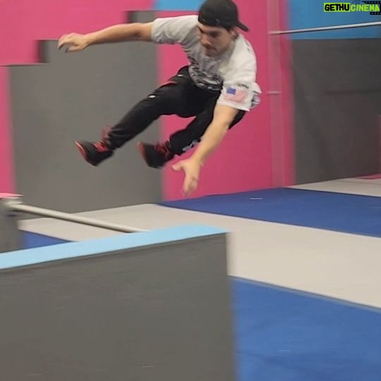 Hunter Payton - 125 Likes - Qualified last weekend in Speed🥇 Competing in 2 days at the finals @zenithpkgames representing my gym Team @tmpstacademy @tempestfreerunning @tempestchasetag
Shout out to all the athletes! See you all there
And to @thecamsteady for the sick song added to my playlist when I compete 🔥
#speedcomp #zenithpkgames #teamTempest