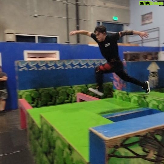 Hunter Payton - 129 Likes - Let's gooooo!!!🔥
📷 @whoisnicodemus
#speedruns #speedpractice