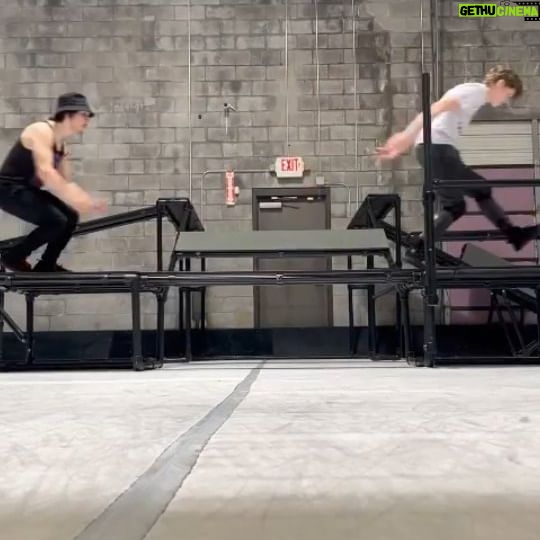 Hunter Payton - 135 Likes - Wittewaly Gwitty
Song: @iamkybaldwin
VC @roland.hannigan
#teamdance #worldchasetag #WCT #atlanta #nyxtrainingcenter
#shenanigans