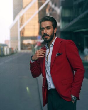 Hussein Hafez Instagram - شلونكم 🫰🏻❤️ مشتاقييين يابه 👋🏻