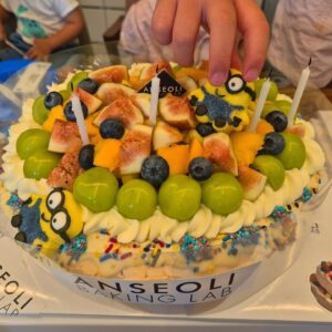 Hwang Jung-eum Instagram - 우리 큰왕자님 7번째 생일파티🩵함께해준 칭구들 너므고마워!!
#안서리베이킹랩 #벌룬프로젝트 #사몬타나 봉봉