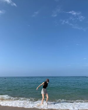 Hwang Seung-eon Instagram - 3년 전, 길고 하얗던 시절