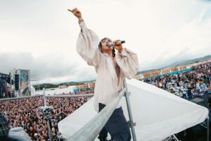 Hyde Instagram - I can't get enough of OGA

#HYDE 
#HYDEFEST2024 
#ONRF13 
#男鹿フェス13
#HYDEフェス襲来中
#次はロッキン