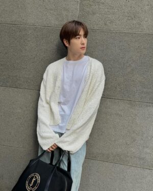 Hyunjae Instagram - 날씨 좋다