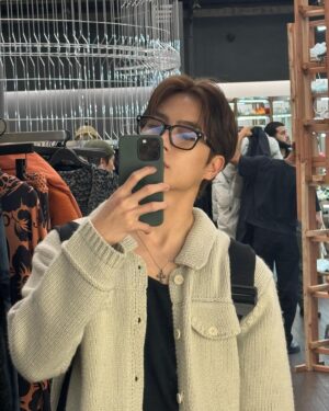 Hyunjae Instagram - 🌹