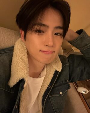 Hyunjae Instagram - 💙