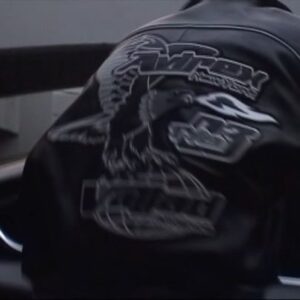 IO Instagram - 左利きのBenz Out Now.
From four

Produce. Chaki Zulu
Video. @slimtheroll