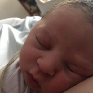 Iair Said Instagram - Hoy se cumplen 3 años de la muerte de mi papá. También hoy nació mi sobrina, Nina. Su primera nieta. Hay algo del ciclo de la vida que la hace cada vez más interesante y conmovedora. Cómo se resignifica todo, es una enseñanza muy valiosa.  No sé bien de qué, pero ya lo descubriré. O no. 
Bienvenida a esta tierra, sobrina mía de mi alma. Quiero conocerte y abrazarte. Gracias por traernos una felicidad inimaginada. Te deseo que seas muy feliz y disfrutes de todo. Que tengas muchos amigos y que te rías todos los días. Que abraces mucho y sueñes cosas lindas cada noche. Tenes unos padres que quiero mucho y les agradezco a ellos por tu llegada. Te amo mucho. Felicitaciones @jorsaid y @esteban_korovsky