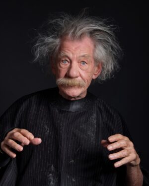 Ian McKellen Instagram - Shedding Falstaff ✂️ 🪒 ✂️ Removing the Shakespearean character's hair. 

@ianmckellen 
@playerkingsplay 

Hair and grooming by Luke Davies @supply.91 with special thanks @tomtom860 

#IanMcKellen #Falstaff #Shakespeare Photo #FredericAranda