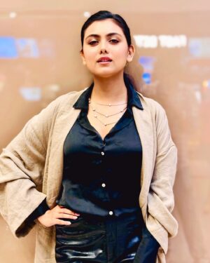 Idhika Paul Instagram - Escape the Ordinary…

#pictureoftheday #pictureperfect #picturebooks #candidphotography #pose #picoftheday #instapictureoftheday #instapicture #instafashion 

#idhika_paul_official