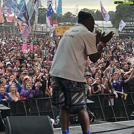 Idris Elba - 16.5K Likes - Young people deserve to grow up. As a parent, it’s worrying that our society has strayed away from this as a core value. Tonight at @glastofest , we celebrated the next wave of young talent, @romayathegoat joined me on stage and delivered a performance with a message which I hope inspired our audience to take action. Collectively, we CAN make a difference but it starts with US.
Over the past decade, I’ve had the privilege of working with incredible initiatives like the @benkinsellatrust @immediatetheatre @steelwarriors @justiceforronankanda and @fcbattersea, as well as community heroes like @faz.amensty @yum_yum301 @dwaynamicdsf to drive real change for our young people who are currently facing a knife crime epidemic. Don’t Stop Your Future was not only intended to protect young people from the dangers they face but to provide opportunity, prosperity and hope and tonight we did that 👊🏿👊🏿👊🏿
#Glastonburyfestival #Glastonbury #DSYF #DontStopYourFuture