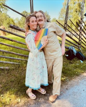 Iina Kuustonen Instagram - Happy pride! ✨🌈✨

Avec @ylermirajamaa 

#yhdenvertaisuus
#tasaarvo
#rakkaus
#pride 

✨✨✨

#ristoräppääjäjakaksoisolento 
@solarchannel 
@salomaarimbo
