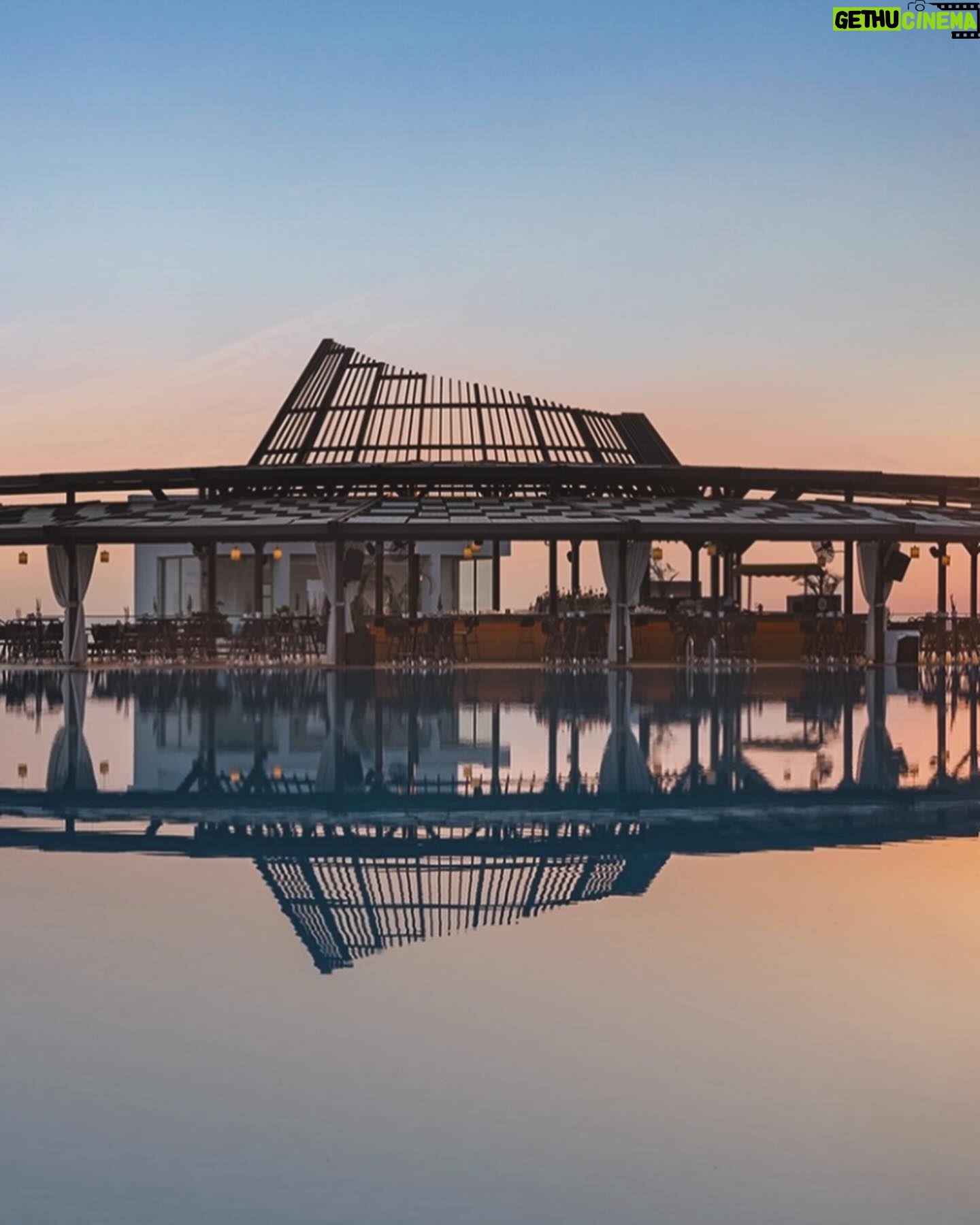İlay Erkök - 20.9K Likes - I recently had the pleasure of staying at @elexushotel and I must say, it was an exceptional experience from start to finish.
