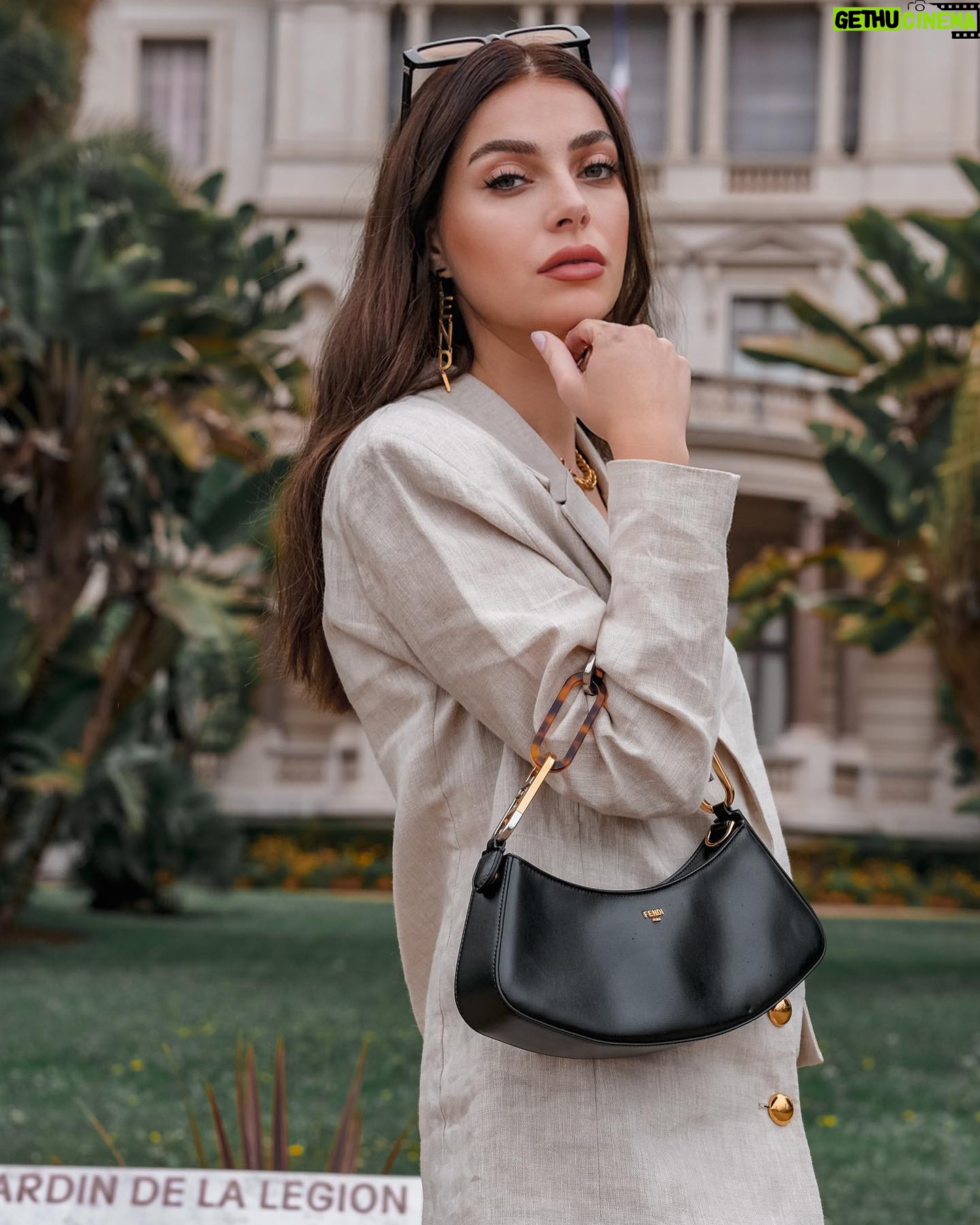 İlay Erkök - 25.6K Likes - 🌿