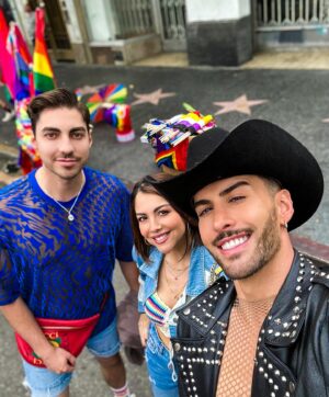 Ilean Almaguer Instagram - Fin de semana increíble celebrando junto a dos de mis personas favoritas @robertocarlomx @rubenkuri 🌈 #pridemonth #love 💕