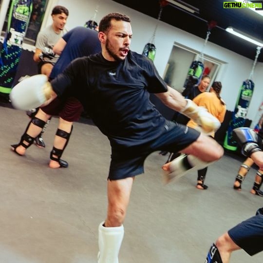 Ilias Bulaid - 420 Likes - Ilias Bulaid heeft in zijn carrière tegen de grootste tegenstanders gevochten, maar voor hem blijft dit het moment waar hij het meest trots op is.
--
@xoneperformance @officialbulaid
#xone #xoneperformance