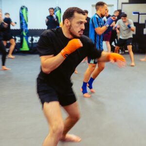 Ilias Bulaid Instagram - @xoneperformance vecht samen met meervoudig kickbokswereldkampioen en ongeslagen MMA-vechter Ilias om samen het meeste uit zijn carrière te halen. Ilias streeft naar het halen van zijn ultieme sportprestaties. Na zijn succesvolle kickbokscarrière, met meerdere wereldtitels, heeft hij de overstap naar MMA gemaakt. Met zijn ongeslagen record in MMA is het een kwestie van tijd voordat we hem in de UFC zien.

Met de XONE-producten, zoals Regenerate, Aminofusion en de verschillende vitamines en mineralen, haalt Ilias het maximale uit zijn prestaties en trainingen. Zo kan hij zich volledig focussen op maar één doel: Winnen! Met het NZVT-label en de hoogste kwaliteit supplementen ondersteunen we topsporters en iedereen die zijn of haar sport serieus neemt!
—
@xoneperformance @officialbulaid #xone #xoneperformance