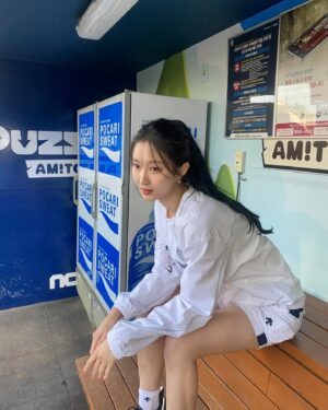 Im Min-su Instagram - 자🙏🏻준비됐지?

#데상트
#덕아웃