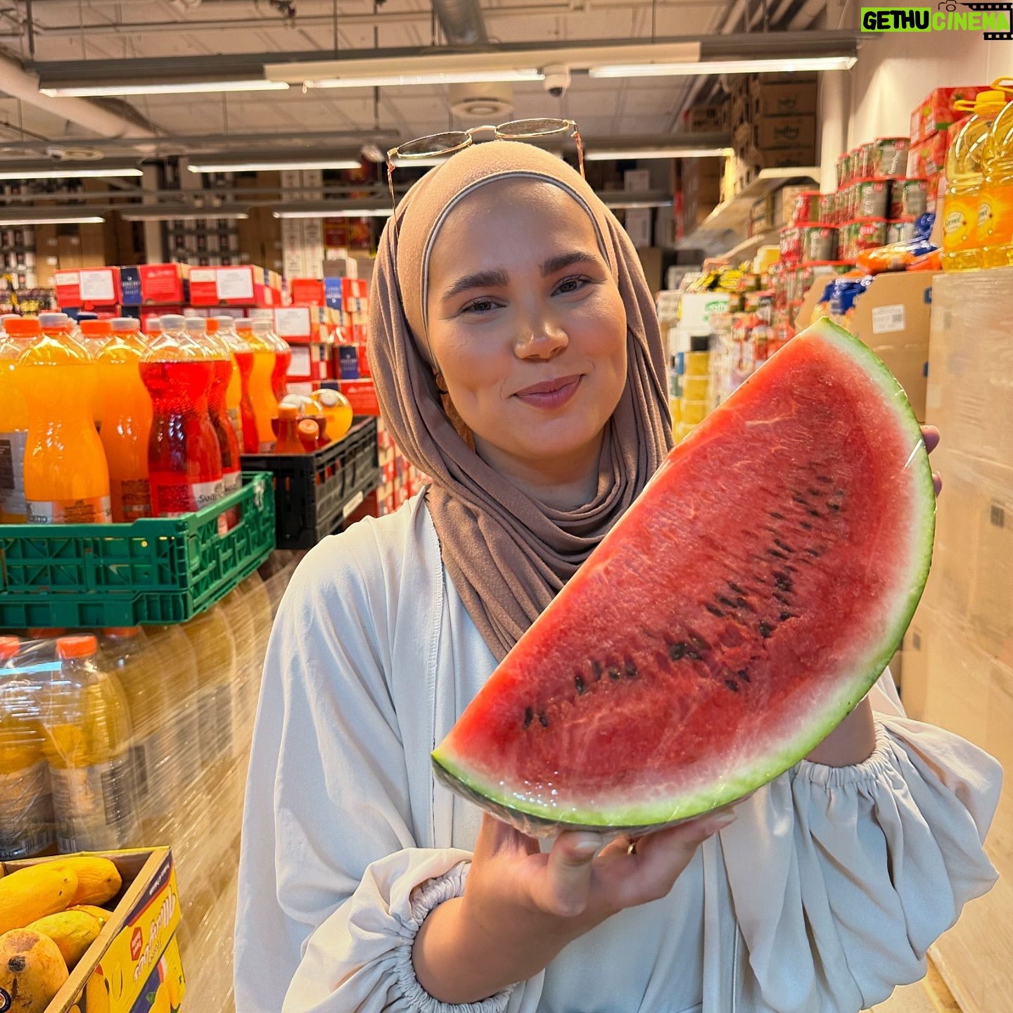Iman Meskini - 48.4K Likes - May 2024 š