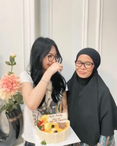 Actress Imel Putri Cahyati HD Instagram Photos and Wallpapers September 2024
