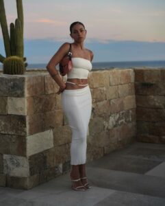 Actress Inanna Sarkis HD Instagram Photos and Wallpapers August 2024