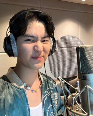 Ingkarat Damrongsakkul Instagram - ย้อนไปวันอัดเพลง “เธอ ฉัน ฝัน เรา “ ตอนนี้สามารถไปรับชมรับฟังได้แล้วน้า เอมวีออกแล้ว ไม่เคยคิดว่าจะได้มีเพลงกับเค้าบ้าง รู้สึกดีใจมากกก ถ้ามีเพลงหน้าอีกสัญญาจะร้องเพลงให้ดีขึ้นๆไปอีกนะคั้บ ขอบคุณทุกคนที่มีส่วนเกี่ยวข้องทำให้เพลงออกมานะคั้บ🫶🏻😖 ถ้าเสริชชื่อเพลงไม่เจอ เสริชชื่อริว อิงครัต ryu ingkarat ได้นะ นี่!!!!555555555555 
#ISawYouInMyDream #เธอฉันฝันเรา #WeTVth #WeTVOriginal