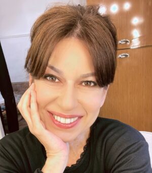 İpek Tuzcuoğlu Instagram - Çoğunluğun tezatı...fotoğraf ve şarkıda🤫🤫🤫🫣🫣🫣🫢🫢🫢🫨🫨🫨
