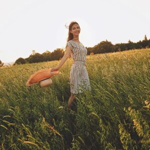 İrem Helvacıoğlu Instagram - 🌾🌾🌾🌾🍀 #tb