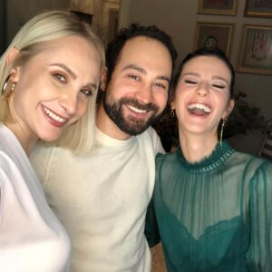 İrem Helvacıoğlu Instagram - Her anımda yanımda olanlara selam olsun ❤️👊🏼✌🏼
Makyaj: @alevkaya
Saç: @batuhangelisli 
Styling: @serhatsengul6 @boreal.brandlifting