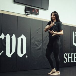Irene Aldana Instagram - 🖤📸 @sianya___film 

#ufc #ufc303 #mma #vegas