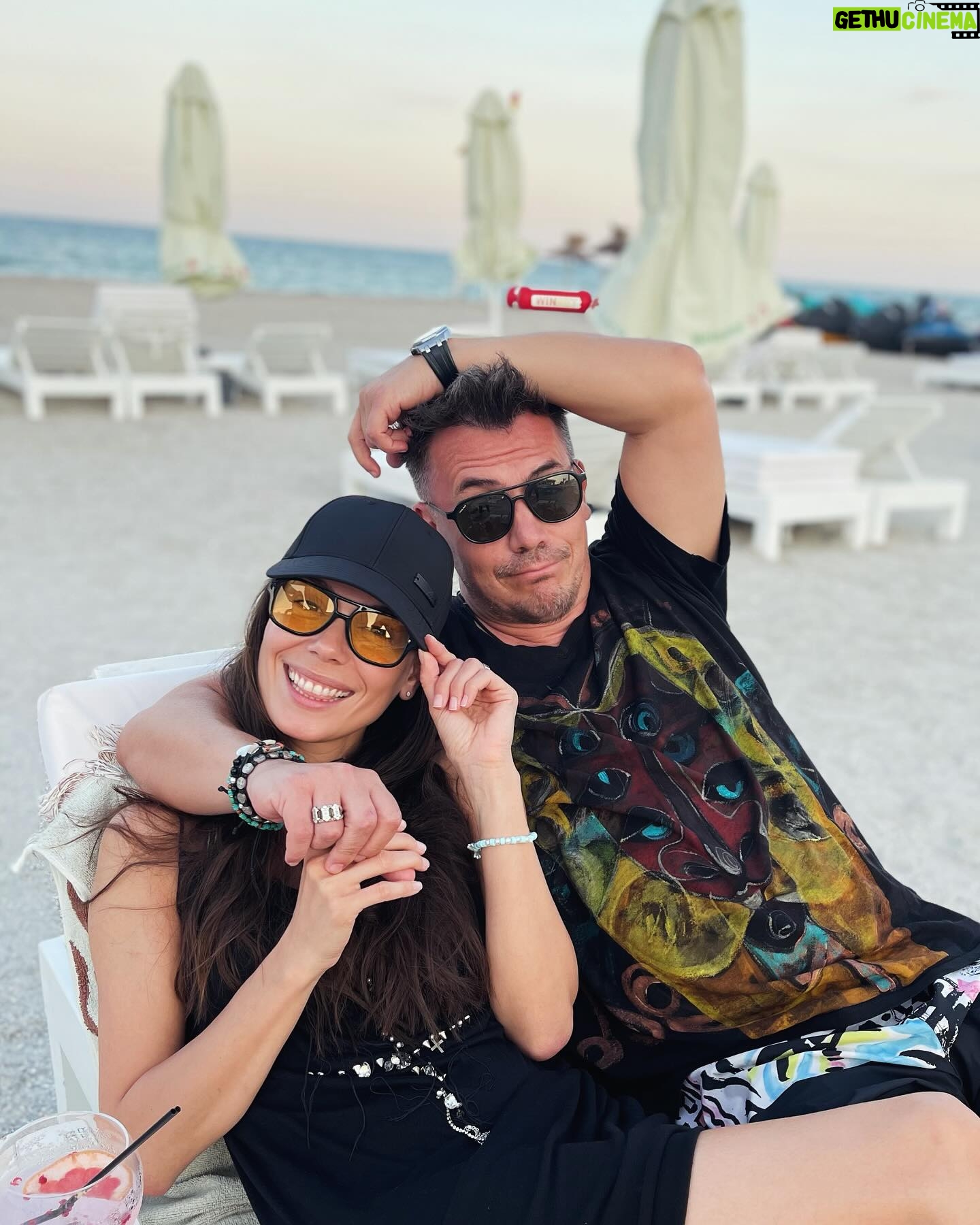 Irina Fodor - 8.2K Likes - Salutări din vacanța părinților!😅 Cât e copilul în tabără, avem 5 zile numai pentru noooi!❤️Bine, suntem leșinați de dor, dar asta e altă poveste!😂 @razvan_fodor