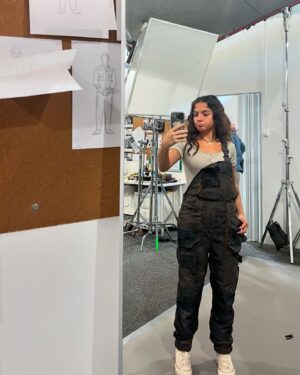 Isabela Merced Instagram - The creation of Kay in Alien: Romulus was thanks to the hard work of @thecarlosrosario our costume designer and @shazzam & Pamela Smythe my hair and makeup artists (to name a few)