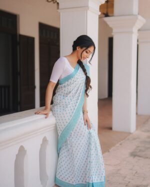 Ishaani Krishna Instagram - 🤍🩵

PC : @sk_abhijith 

Hair and MUA : @pooja_vysh_makeovers