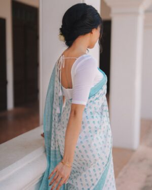 Ishaani Krishna Instagram - 🤍🩵

PC : @sk_abhijith 

Hair and MUA : @pooja_vysh_makeovers