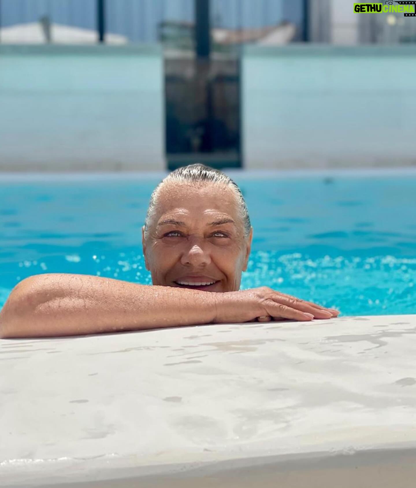 Işıl Yücesoy - 6.6K Likes - Kapadokya . Ufak bir mola . Sevgiyle 😌😌😌