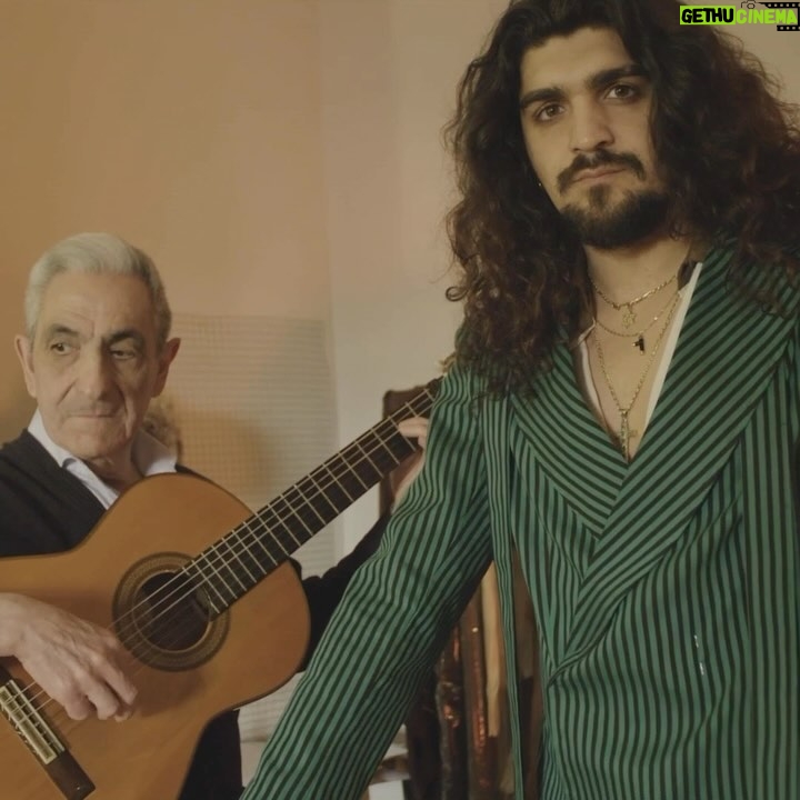Israel Fernández - 7.5K Likes - Se viene uno de los proyectos más bonitos en los que me he embarcado…⏳⏳⏳