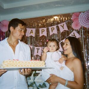 Iza Calzado Instagram - Started my birthday week with a love filled, simple celebration with my family last Sunday. Just wanted to see my loved ones in one room to celebrate life with love and laughter and good food! 

My heart is bursting with joy from all the love — the messages, posts, stories and prayers from everyone who sent them my way. Slowly working my way through them so if I don’t get to read them or respond at all, please know I value you and the messages dearly. 

There are so many people who have touched my heart along this beautiful journey and I wish I could celebrate with all of you! Hopefully soon! Mahal ko kayong lahat! ❤️❤️❤️

📸 @saychi.se