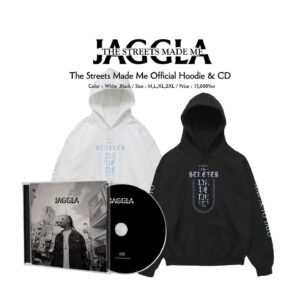 JAGGLA Instagram - [🔥遂に2nd AL発売🔥]
JAGGLA 2nd Album「Streets Made Me」発売を記念したオフィシャルウェアが登場💥12/12〜12/15の三日間限定での数量限定販売⚠️先着200名に非売品のステッカー＆サイン入りポスターもプレゼント🎊再販予定無しなので購入はお早めに⏰
⬇️購入はコチラ⬇️
https://tornado.theshop.jp/