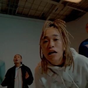 JAGGLA Instagram - 🌪MV公開🌪
JAGGLA 2nd Album「The Streets Made Me」から相棒の孫GONGと神戸からYoung Coco、大阪からREAL-Tを迎えたタイトル曲でもある「TheStreetMadeMe」のMVが公開！VideoはDexFilmzが担当！
https://www.youtube.com/watch?v=Oaah8wlqxZk
#TheStreetMadeMe #JAGGLA #孫GONG #YoungCoco #REALT #DexFilmz