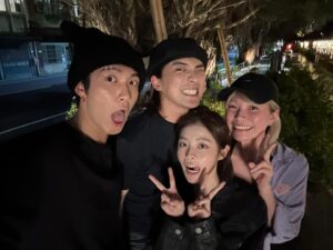 JC Lin Instagram - 誰能走進我的心，是這些可愛的人
跟愛的人一起，就算隔天宿醉頭痛也開心😘

@kaikaiko 
@tzuhsuan.chan 
@remiimartinii 
@letstalkaboutchu 

#幫我們愛愛內含光評分按超愛🫶