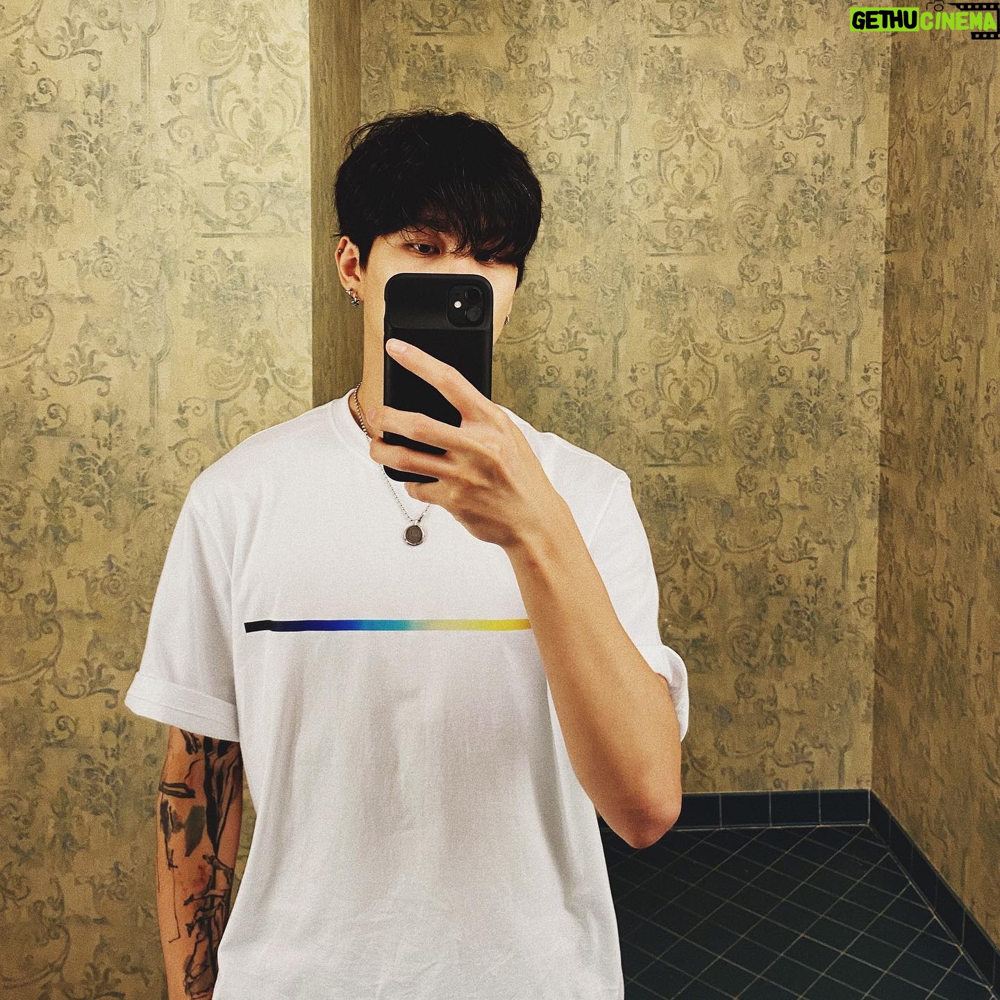 JOHN - 10.5K Likes - New merch…? 👀😈