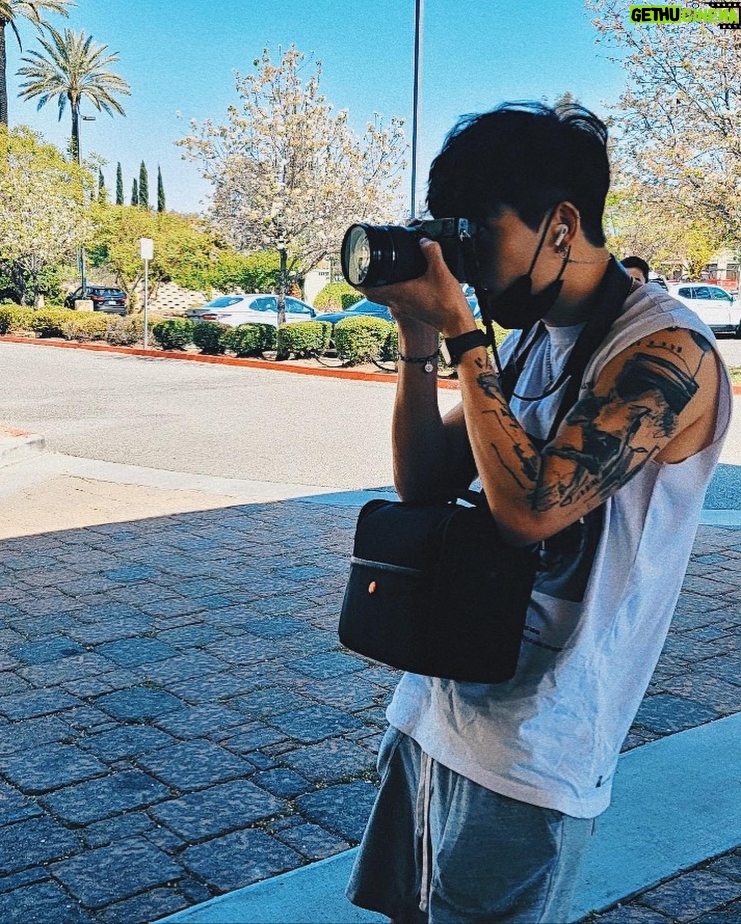 JOHN - 131.2K Likes - What a weekend~ 😌🙇♂️