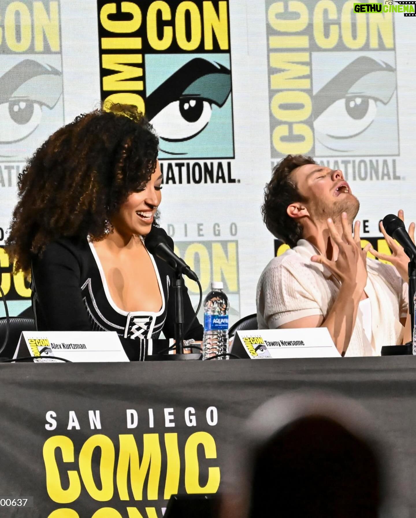 Jack Quaid - 134.2K Likes - 💥 Comic Con was one for the books. Thank you so much San Diego! Now I sleep my nerdy slumber. #sdcc #theboys #myadventureswithsuperman #startreklowerdecks
💇🏻 @allure_by_stephanie
👔 @slimecityangels @toddsnyderny